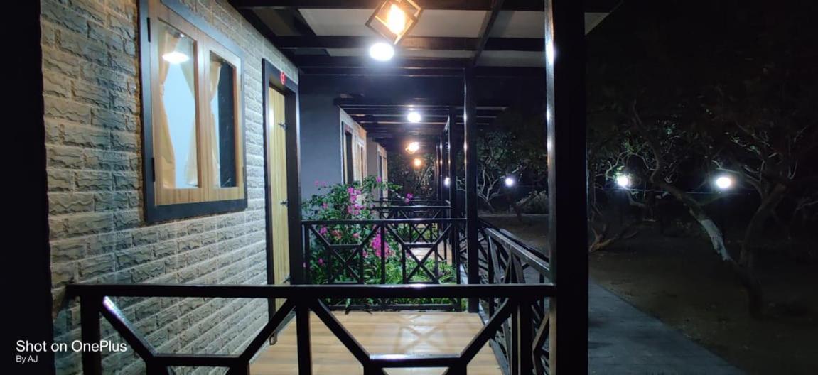 Agralam Cottages @Raghunandan Resort Nashik Exteriör bild